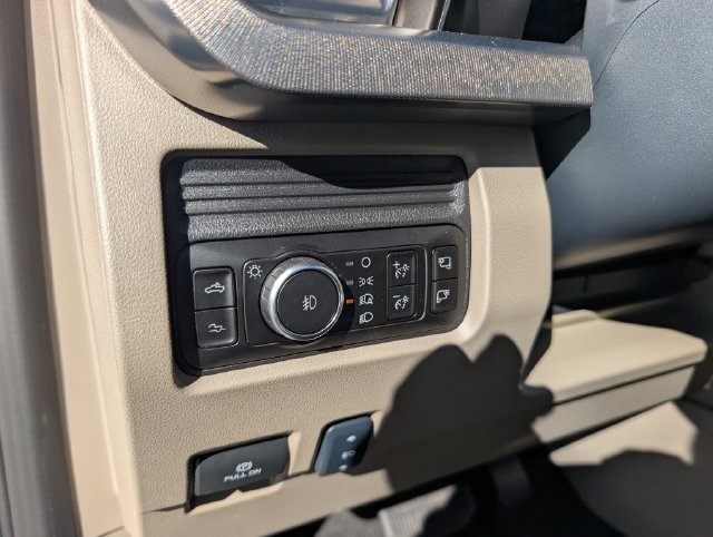 New 2026 Ford F450 Platinum w/ Platinum Plus Package AWD/4WD image 15