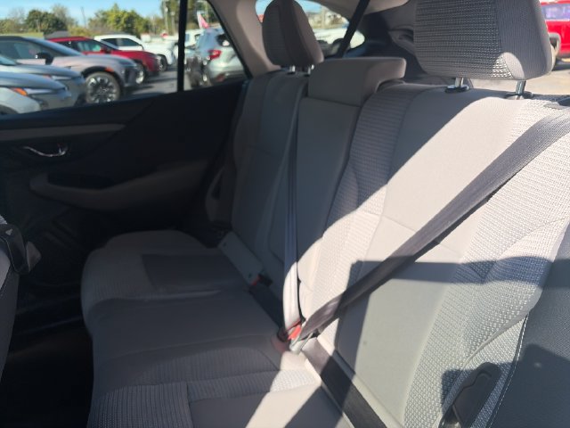 Used 2023 Subaru Outback Premium AWD/4WD image 29