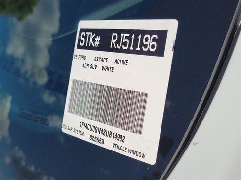 Used 2025 Ford Escape Active image 28