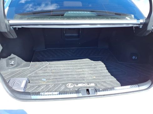 Used 2023 Lexus ES 350 w/ Premium Package image 18