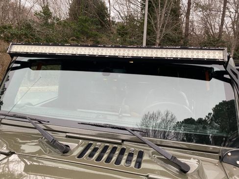 Used 2015 Jeep Wrangler Unlimited Rubicon w/ Connectivity Group AWD/4WD image 54