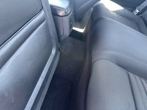 Used 2013 Dodge Challenger SXT RWD image 11
