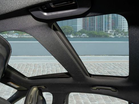 Used 2025 Mercedes-Benz C 300 Sedan image 21
