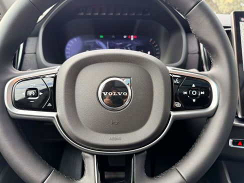New 2026 Volvo XC90 B6 Ultra image 19