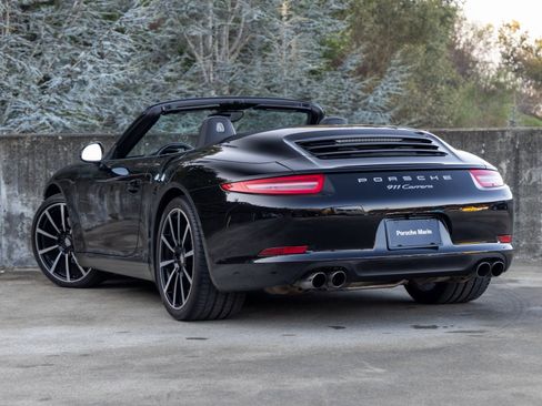 Used 2016 Porsche 911 Carrera image 3
