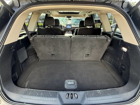 Used 2022 Lincoln Aviator Reserve RWD image 17