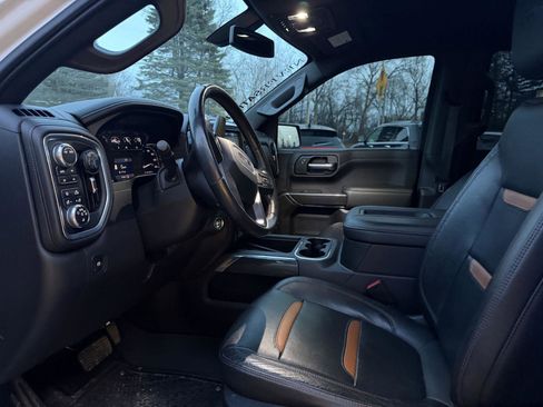 Used 2021 GMC Sierra 1500 AT4 w/ AT4 Preferred Package image 11