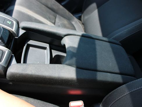 Used 2017 Honda Civic EX image 39