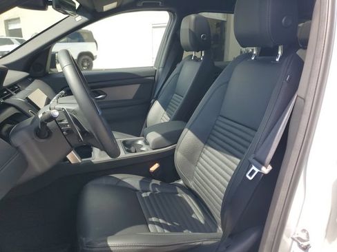 Certified 2025 Land Rover Discovery Sport Dynamic SE AWD/4WD image 20