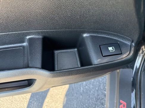 Used 2020 Honda Ridgeline Black Edition image 15