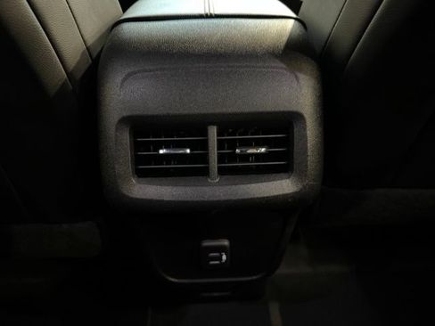 Used 2022 Chevrolet Equinox RS w/ RS Leather Package AWD/4WD image 9