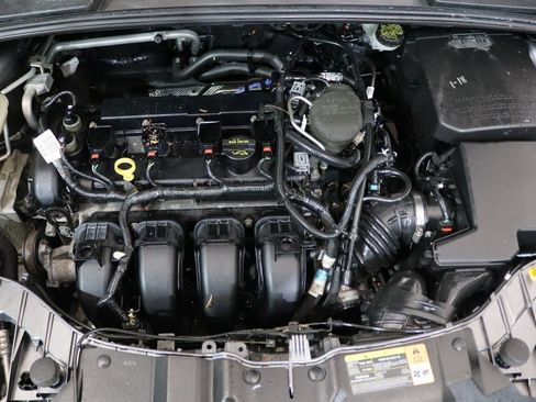 Used 2014 Ford Focus SE w/ SE Winter Package image 20