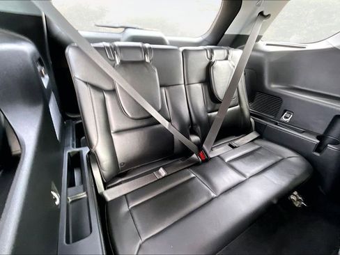 Certified 2023 Ford Explorer XLT w/ Equipment Group 202A image 27