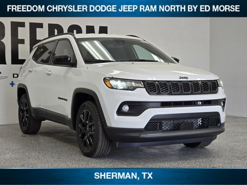 New 2026 Jeep Compass Latitude image 2