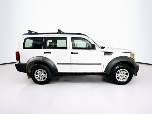 Used 2008 Dodge Nitro SXT RWD image 10