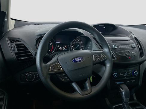 Used 2017 Ford Escape S FWD image 18