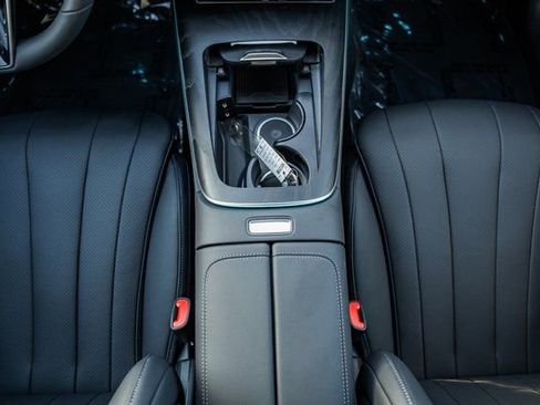 New 2026 Mercedes-Benz E 350 4MATIC Sedan image 26