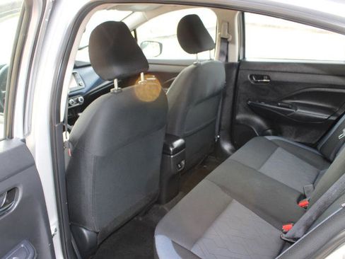 Used 2023 Nissan Versa SV image 16