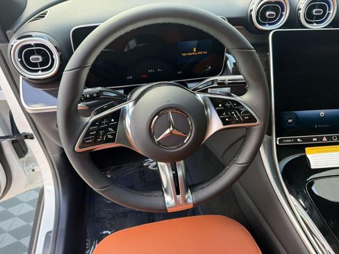 Used 2026 Mercedes-Benz GLC 300 image 16