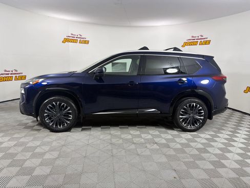 New 2026 Nissan Rogue Platinum w/ Platinum Premium Package image 2