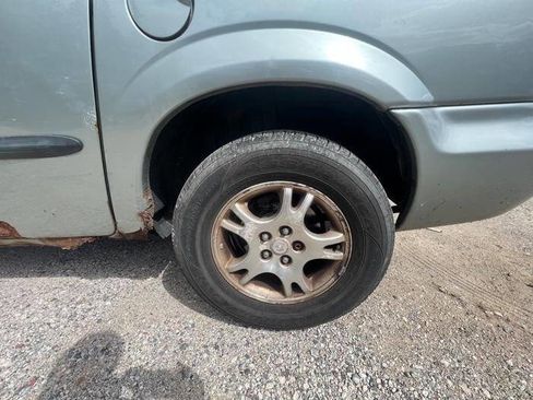 Used 2003 Dodge Caravan Sport FWD image 13
