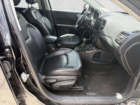 Used 2018 Jeep Compass Limited AWD/4WD image 22