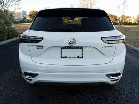 Used 2021 Buick Envision Avenir w/ Technology Package II image 4