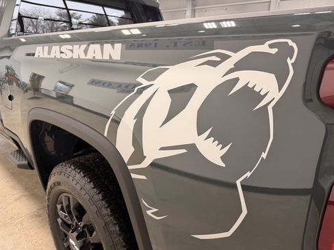 Used 2025 Chevrolet Silverado 2500 LT image 15