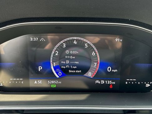 Used 2025 Volkswagen Jetta SE FWD image 19
