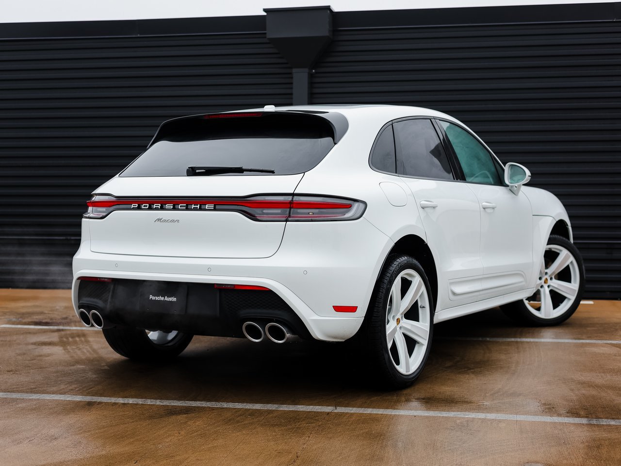 Certified 2026 Porsche Macan AWD/4WD image 7
