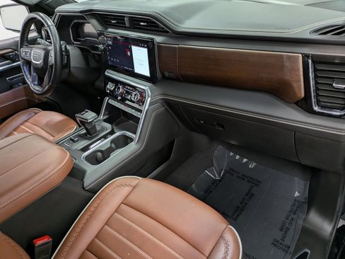 Used 2024 GMC Sierra 1500 Denali Ultimate image 29
