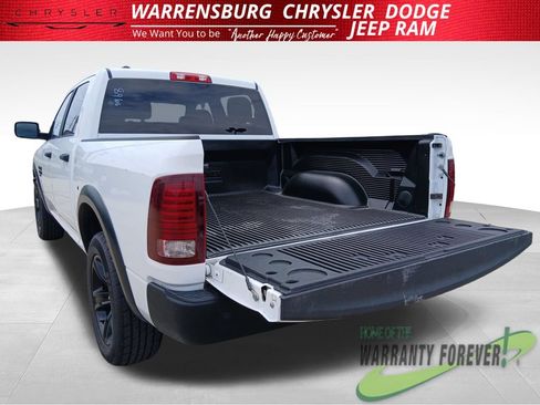 Used 2024 RAM 1500 Warlock AWD/4WD image 32