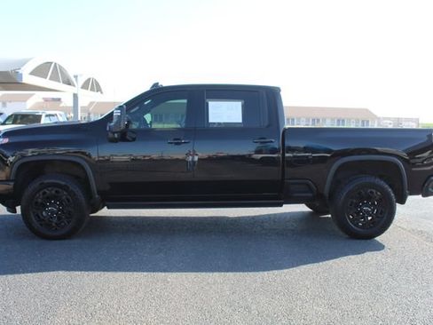 Used 2024 Chevrolet Silverado 2500 LTZ w/ LTZ Plus Package AWD/4WD image 8
