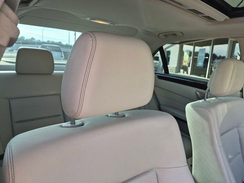 Used 2014 Mercedes-Benz E 350 Sedan image 11