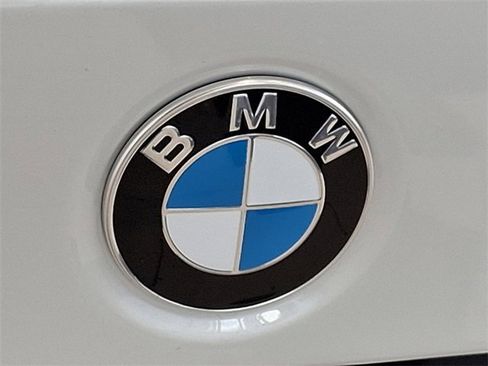 Certified 2025 BMW 330i xDrive Sedan w/ Premium Package image 23