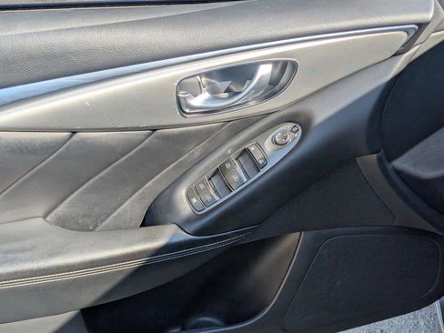 Used 2019 INFINITI Q50 Luxe w/ Essential Package (3.0T Luxe) RWD image 16