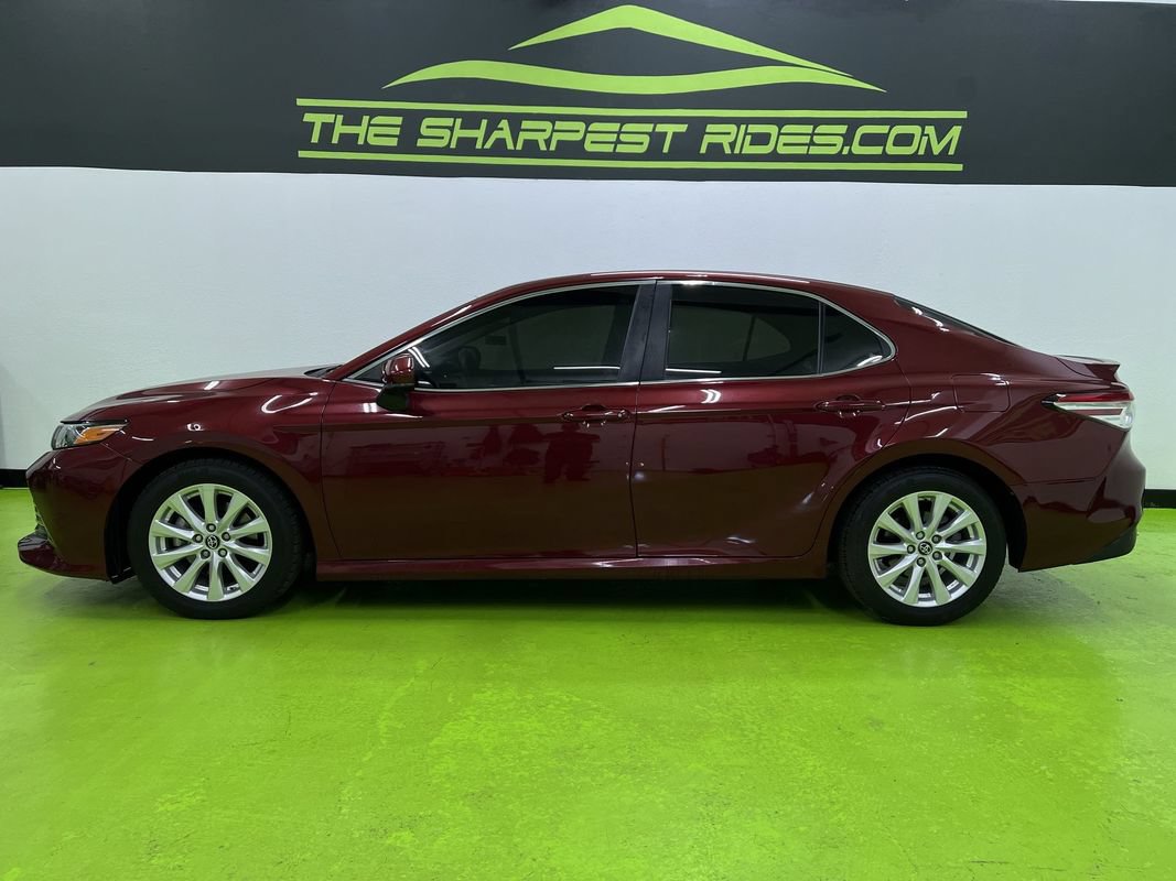 Used 2018 Toyota Camry LE FWD image 6