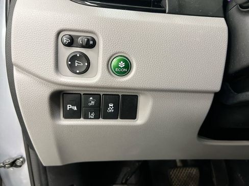 Used 2020 Honda Pilot Elite image 18