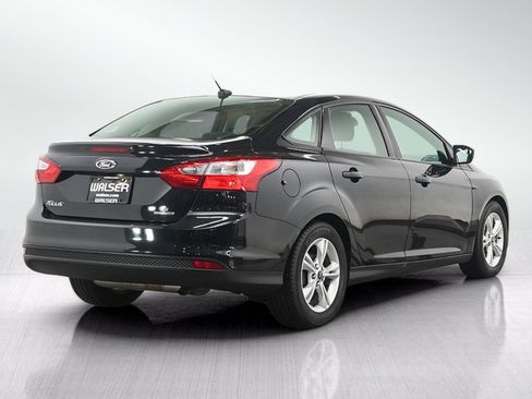 Used 2013 Ford Focus SE w/ SE Winter Pkg FWD image 5