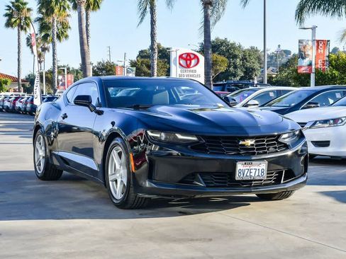 Used 2021 Chevrolet Camaro LT image 3