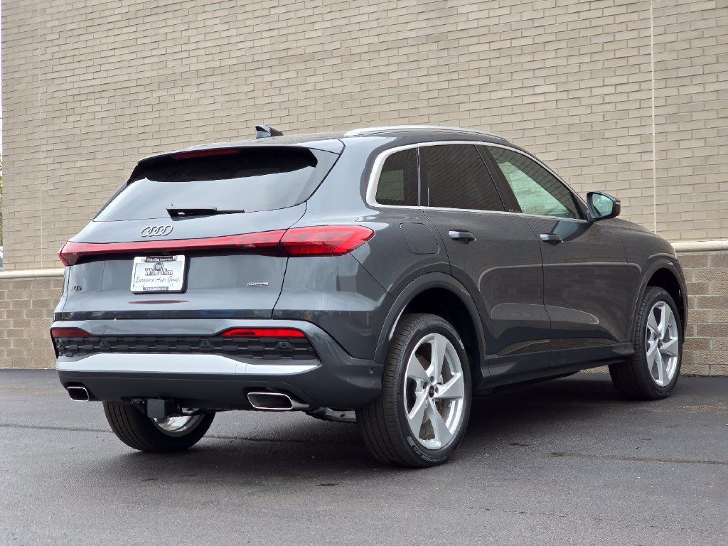 Certified 2025 Audi Q5 Premium Plus w/ Premium Plus AWD/4WD image 26