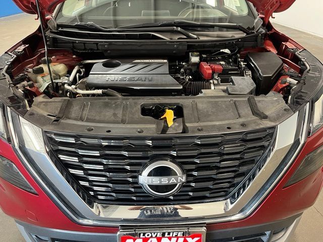 Used 2023 Nissan Rogue S AWD/4WD image 9