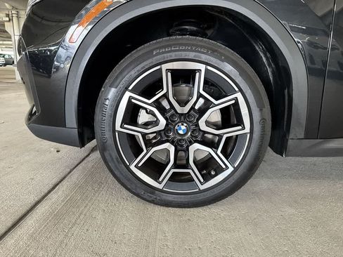 Used 2025 BMW X2 xDrive28i AWD/4WD image 10