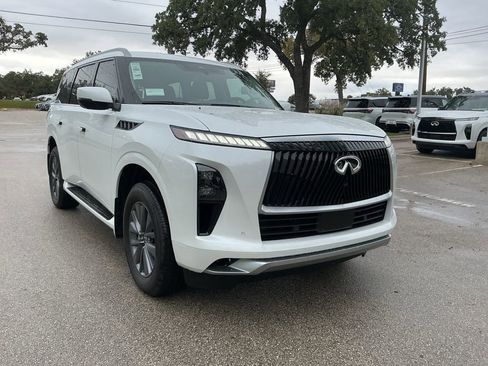 New 2026 INFINITI QX80 Pure AWD/4WD image 4