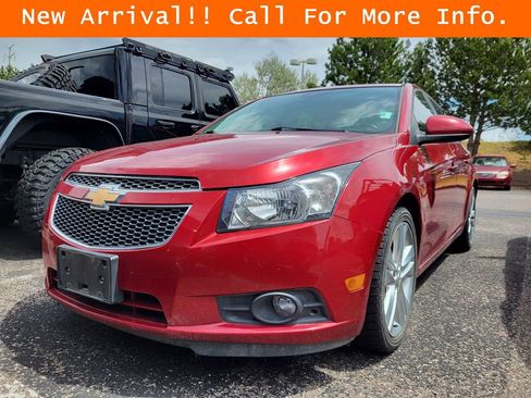 Used 2012 Chevrolet Cruze LTZ FWD image 3