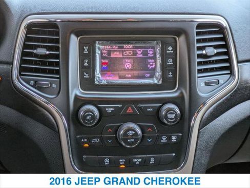 Used 2016 Jeep Grand Cherokee Laredo w/ Quick Order Package 23E image 17