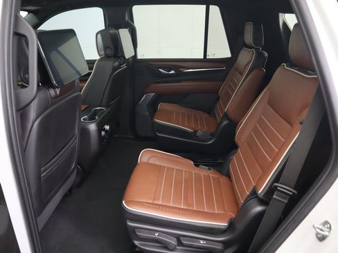Used 2024 GMC Yukon Denali Ultimate image 22