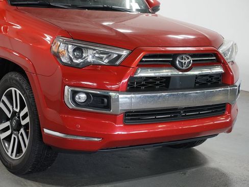 Used 2023 Toyota 4Runner Limited AWD/4WD image 4