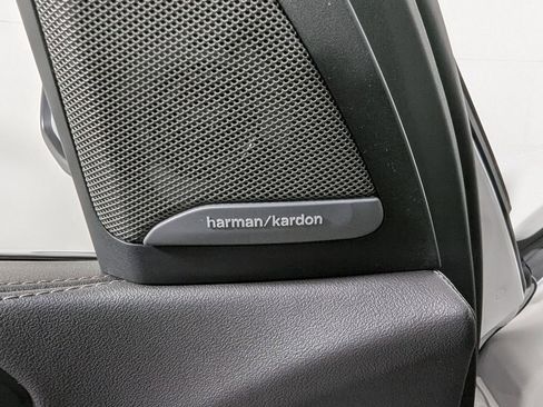 Used 2023 BMW X7 xDrive40i image 14