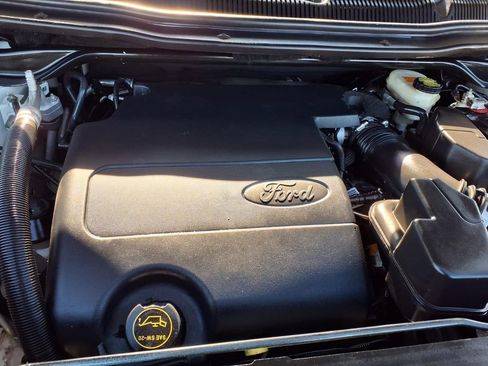 Used 2017 Ford Explorer Limited w/ Equipment Group 301A image 17